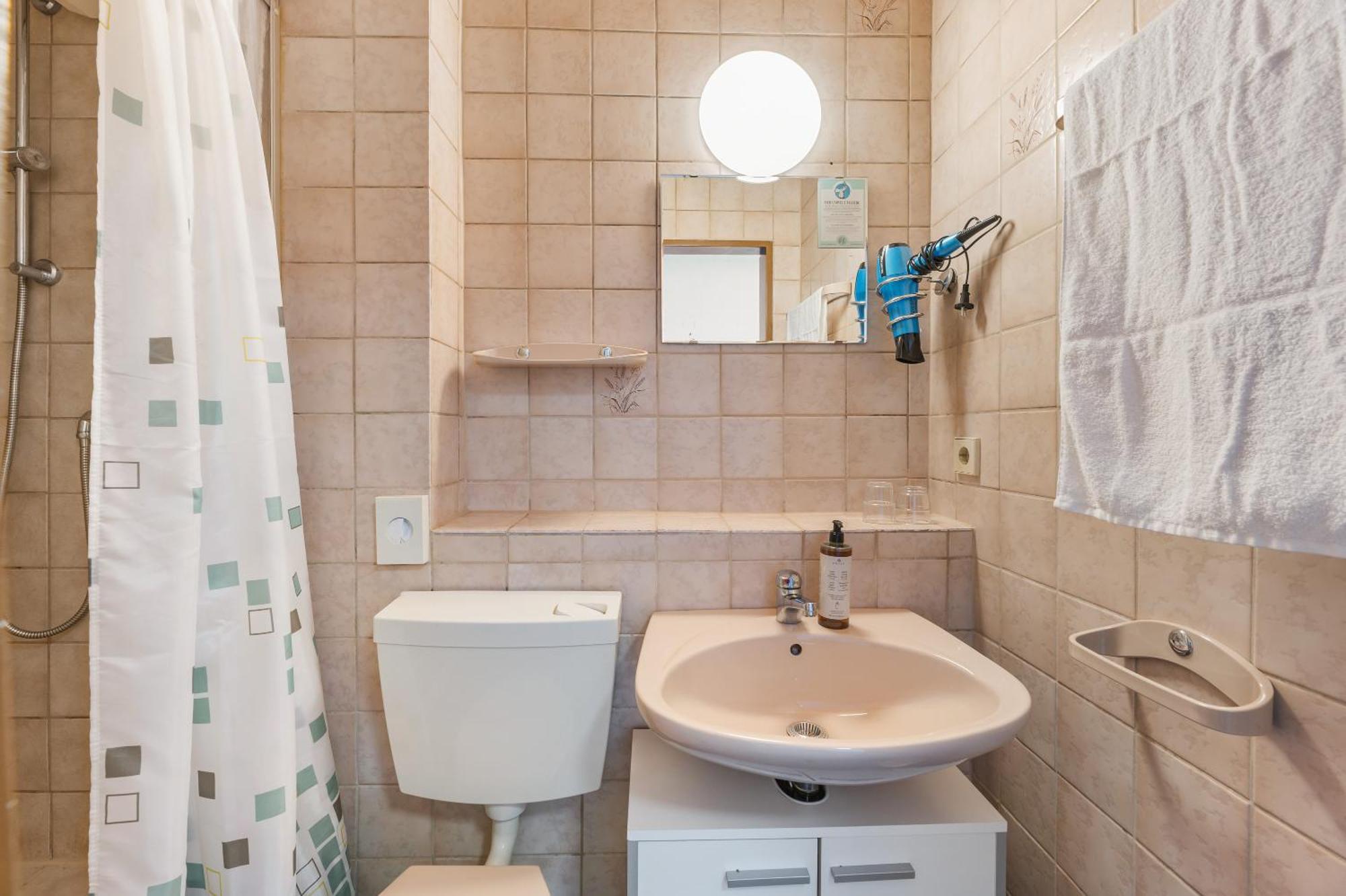 Home2Stay Apartmenthaus Heilbronn City Kitchen Parking Highspeed Wifi Washroom Exterior foto